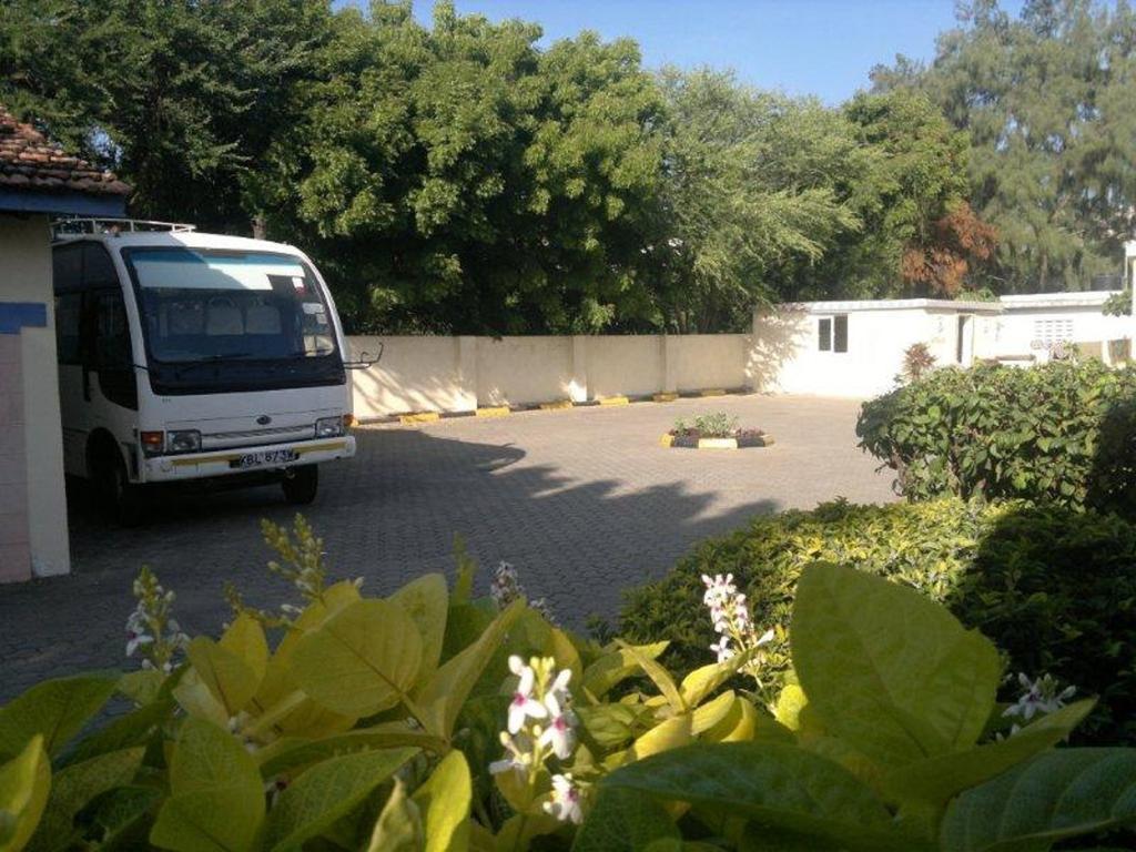 מומבסה Glory Holiday Resort מראה חיצוני תמונה